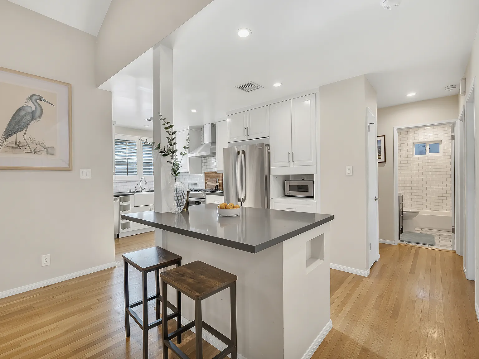 3 bed, 1457 sqft, $4,900 — Photo 4