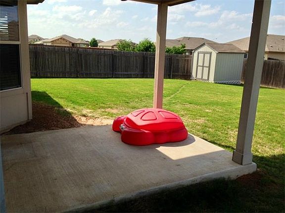 3rd image of 104 Jasmine Way