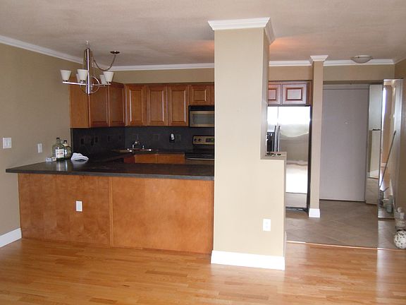Kitchen Bar