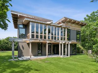 179 W Prospect St, Southampton, NY 11968