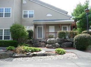 1303 Rosewood Ct, Highland Mills, NY 10930