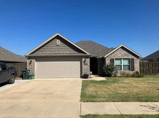 4360 W Newton Ave, Fayetteville, AR 72704