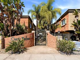 1000 S Mollison Ave S, El Cajon, CA