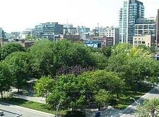 352 Front St W #810, Toronto, ON M5V 0K3