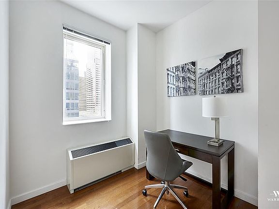 4th image of 1600 Broadway Unit Penthouse 4b