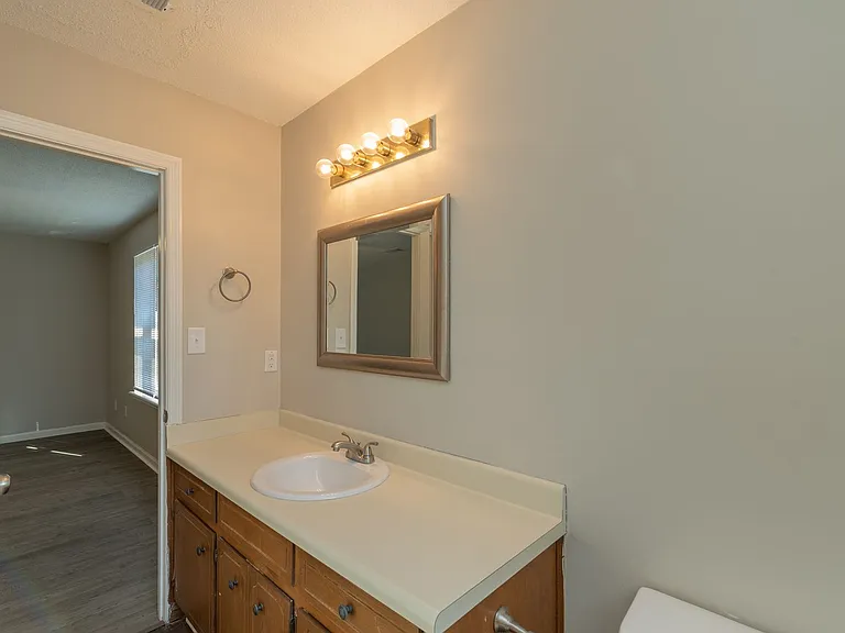 2937 Dahlia Dr — Photo 28