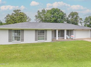 837 Bilglade Dr, Biloxi, MS 39532