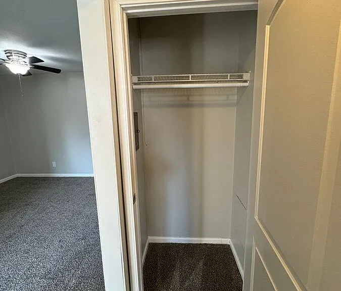 126 S Franklin St #20 — Photo 8