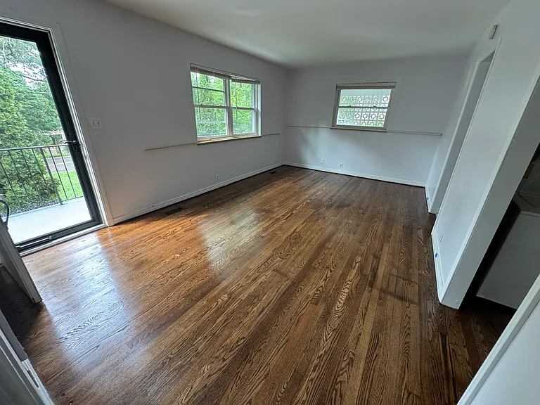 3253 Buffat Mill Rd — Photo 4