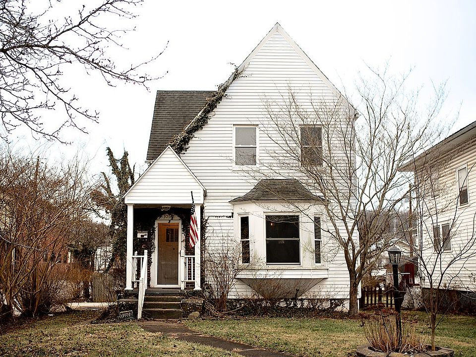 1st image of 1050 E 2nd St