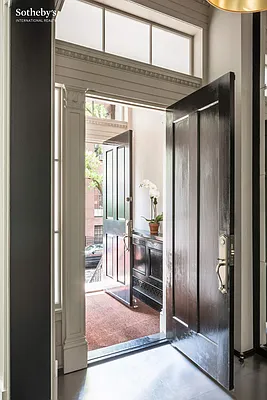 Sold by Sotheby's International Realty | media 3