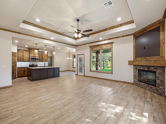 3rd image of 2413 Black Jack Ct