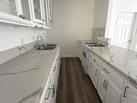 4th image of 1812 W Sumac Ln APT 7A