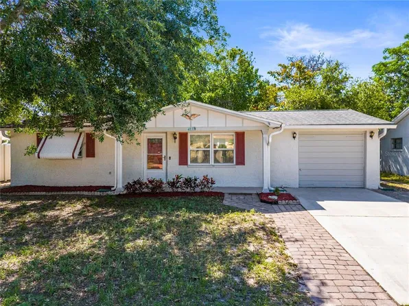 4833 Elmwood St, New Port Richey, FL 34653