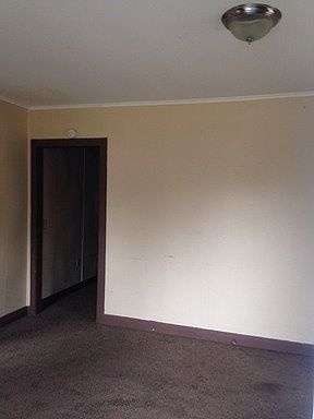 2nd image of 3815 Huston St