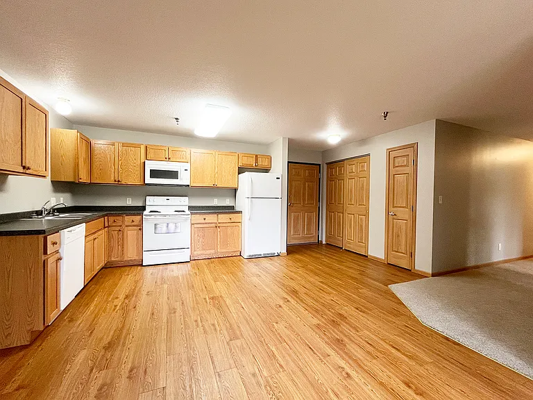 Ashley Estates — Photo 34