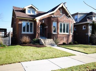 9833 S Hoyne Ave, Chicago, IL