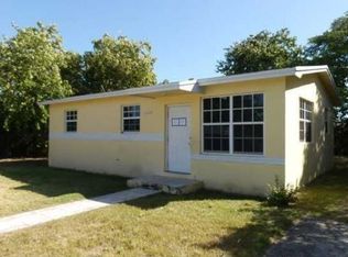 10720 SW 150th Ter, Miami, FL 33176