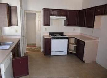 3rd image of 803 Bray St