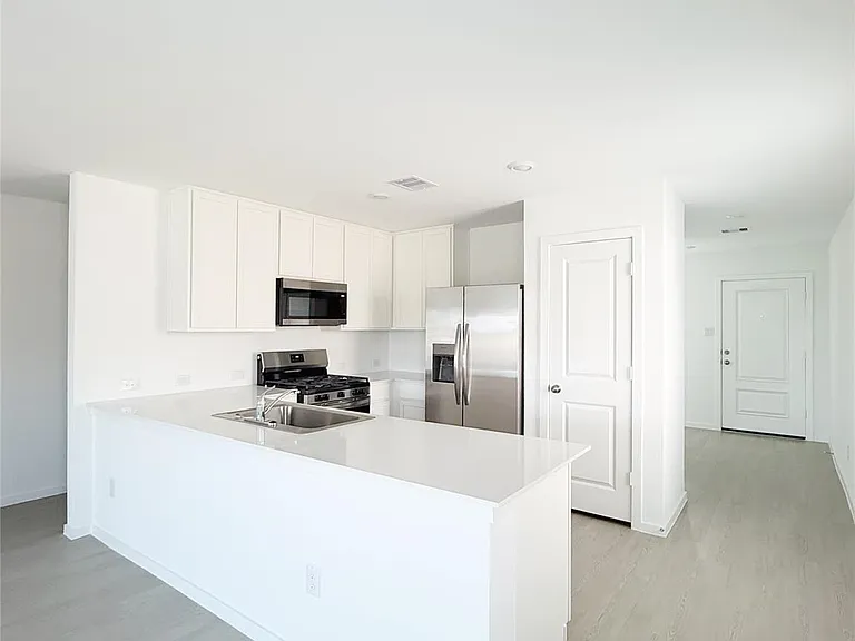 14704 S Ascot Bend Cir — Photo 5