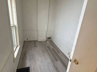 618 Logan Ave, Waterloo, IA 50703