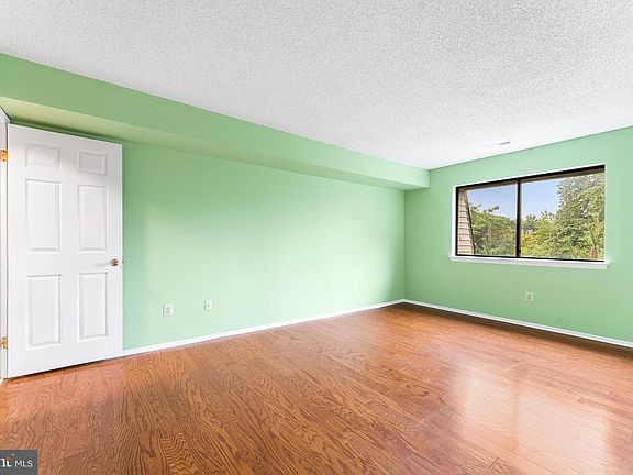 5th image of 1406 Edison Glen Ter #1406