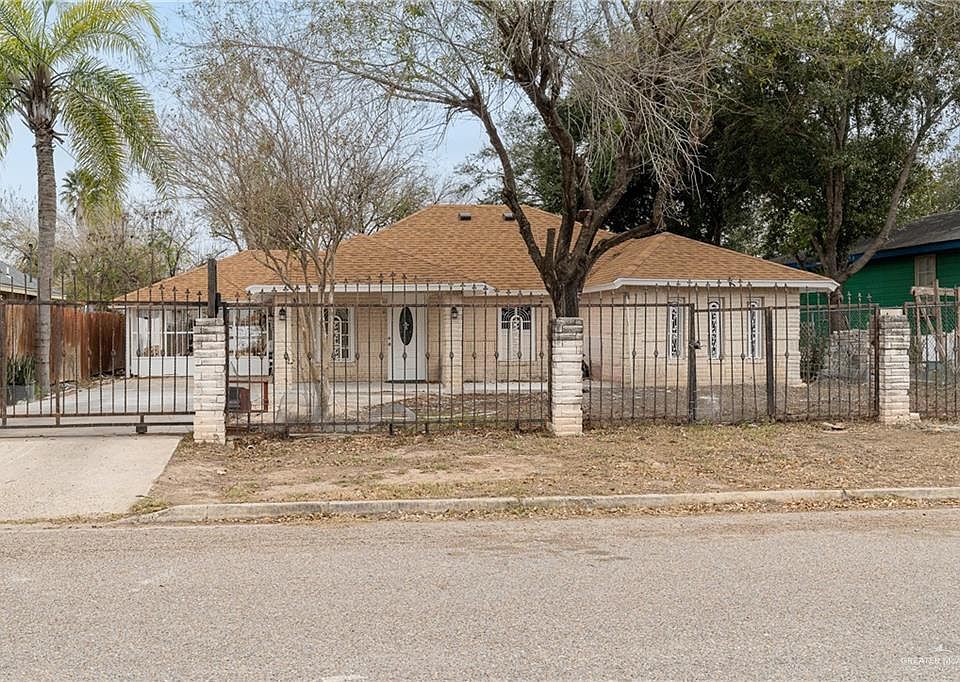 1st image of 216 San Angelo Dr