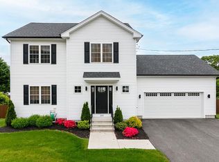 243 Simmonsville Ave, Johnston, RI 02919