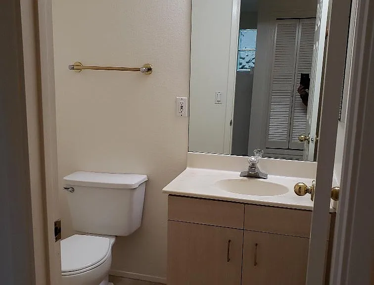 2056 Hornblend St #2056 — Photo 14