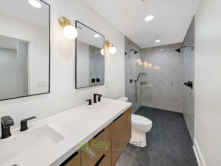 102 Woodville Ave — Photo 17