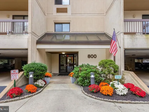 800 Avondale Rd APT 6G, Wallingford, PA 19086