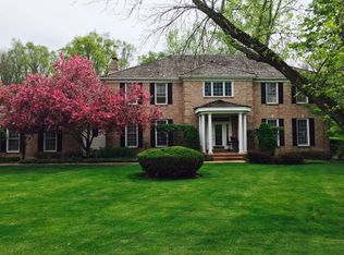 27571 W Kazimour Dr, Lake Barrington, IL 60010