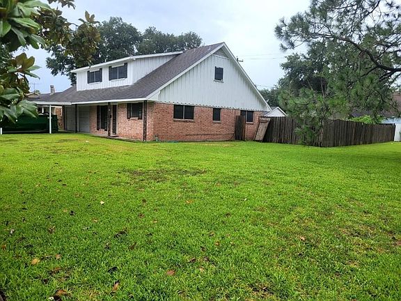3rd image of 1513 Blackburn Dr