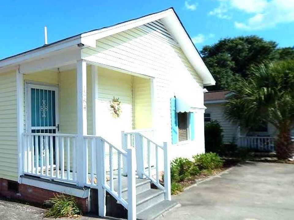 1st image of 1984 Jacana Dr.