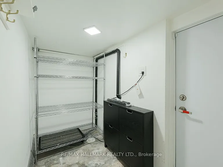 527 Craven Rd — Photo 30