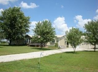 9103 Ellsworth Ln, Neosho, MO 64850