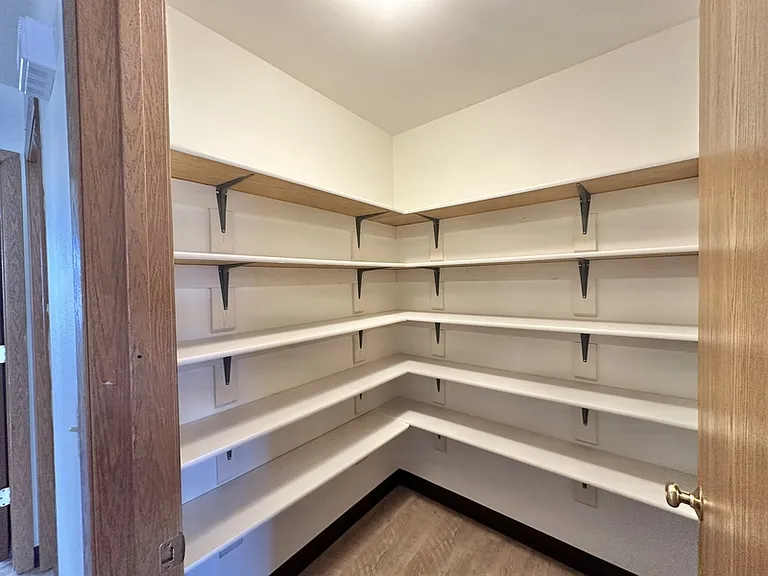 436 Sullivan St #6 — Photo 15