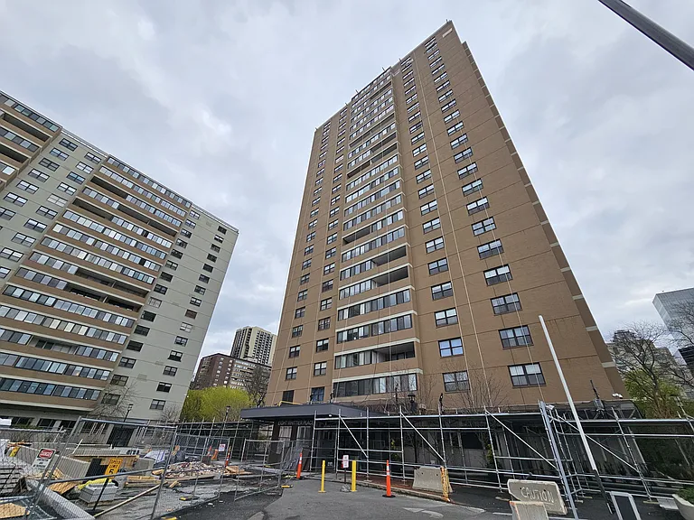 8 Whittier Pl #5A — Photo 39