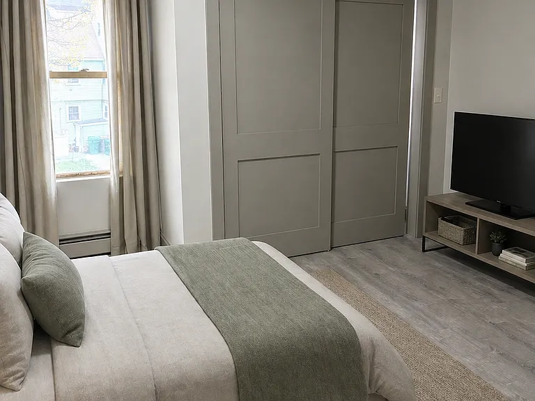 26 Newhall St #14 — Photo 13