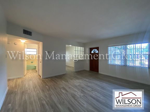 5th image of 805 Vassar St #B