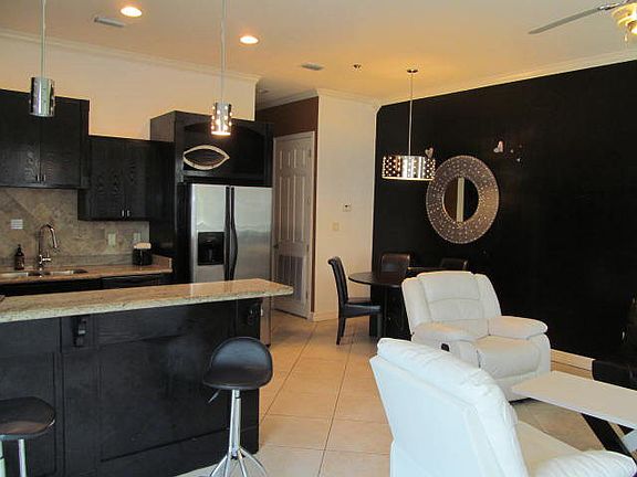 2nd image of 130 E Saturn Ln #2
