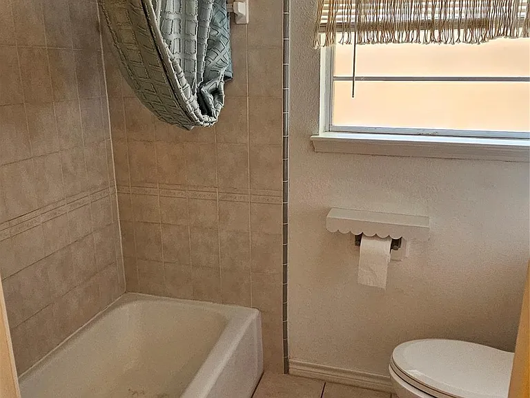 3414 Knob Hill St — Photo 15