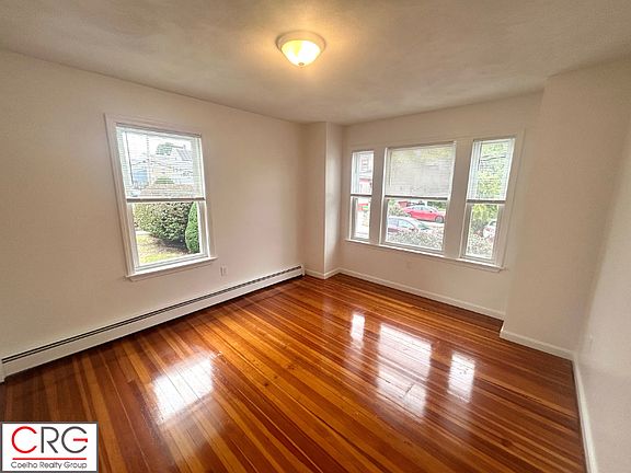 5th image of 12 Pearl St APT 1