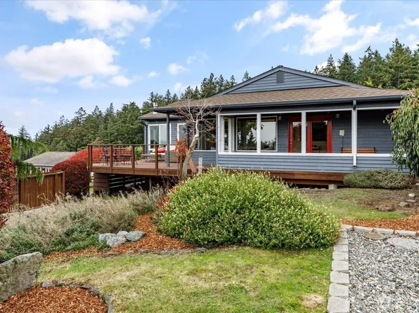 5495 Windmill Lane, Freeland, WA 98249
