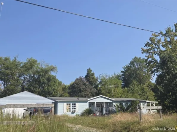 7060 E Mount Eden Road, Scottsburg, IN 47170