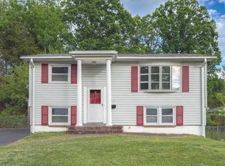 4413 Kenwood Dr, Woodbridge, VA 22193