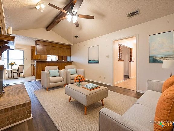 2nd image of 1301 Daude Ave