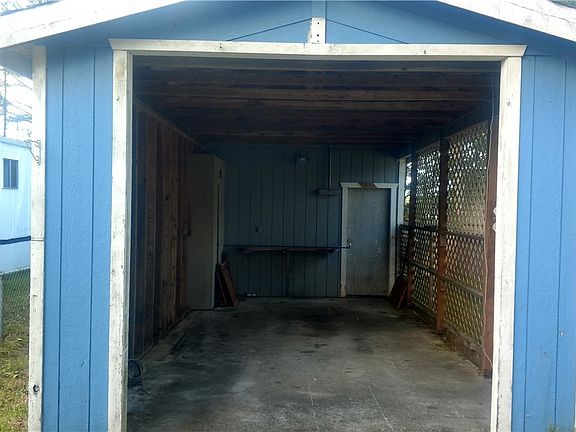 3rd image of 759 Edgewood Ave NE