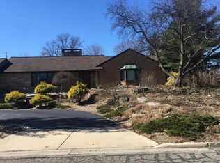 1607 Hitching Post Rd, East Lansing, MI 48823