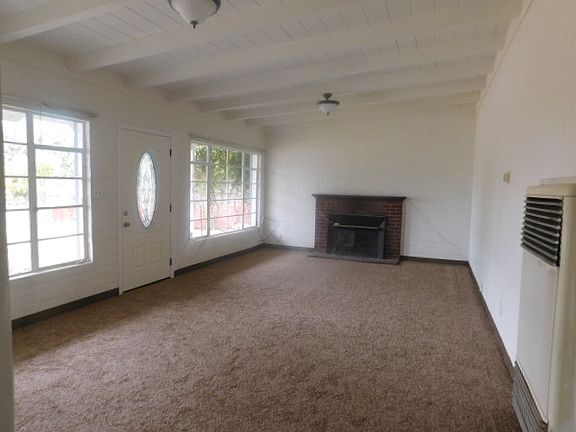3rd image of 941 El Toro Dr